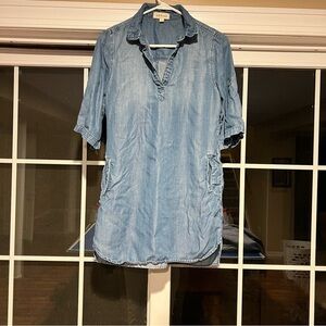Anthropologie Cloth & Stone WOMEN'S Chambray Blue Collared V Neck Tshirt Dress S